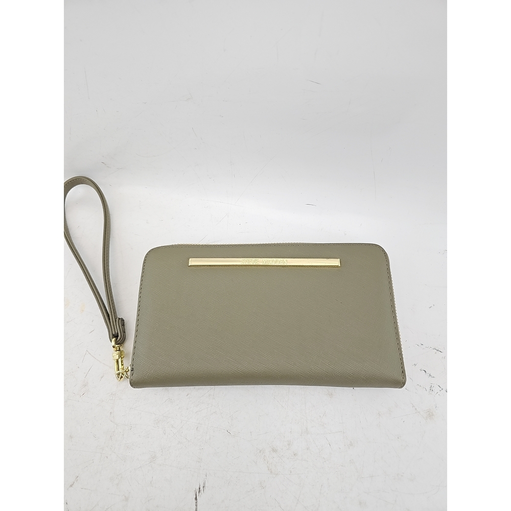 Steve Madden Grey Saffiano Zip Wallet